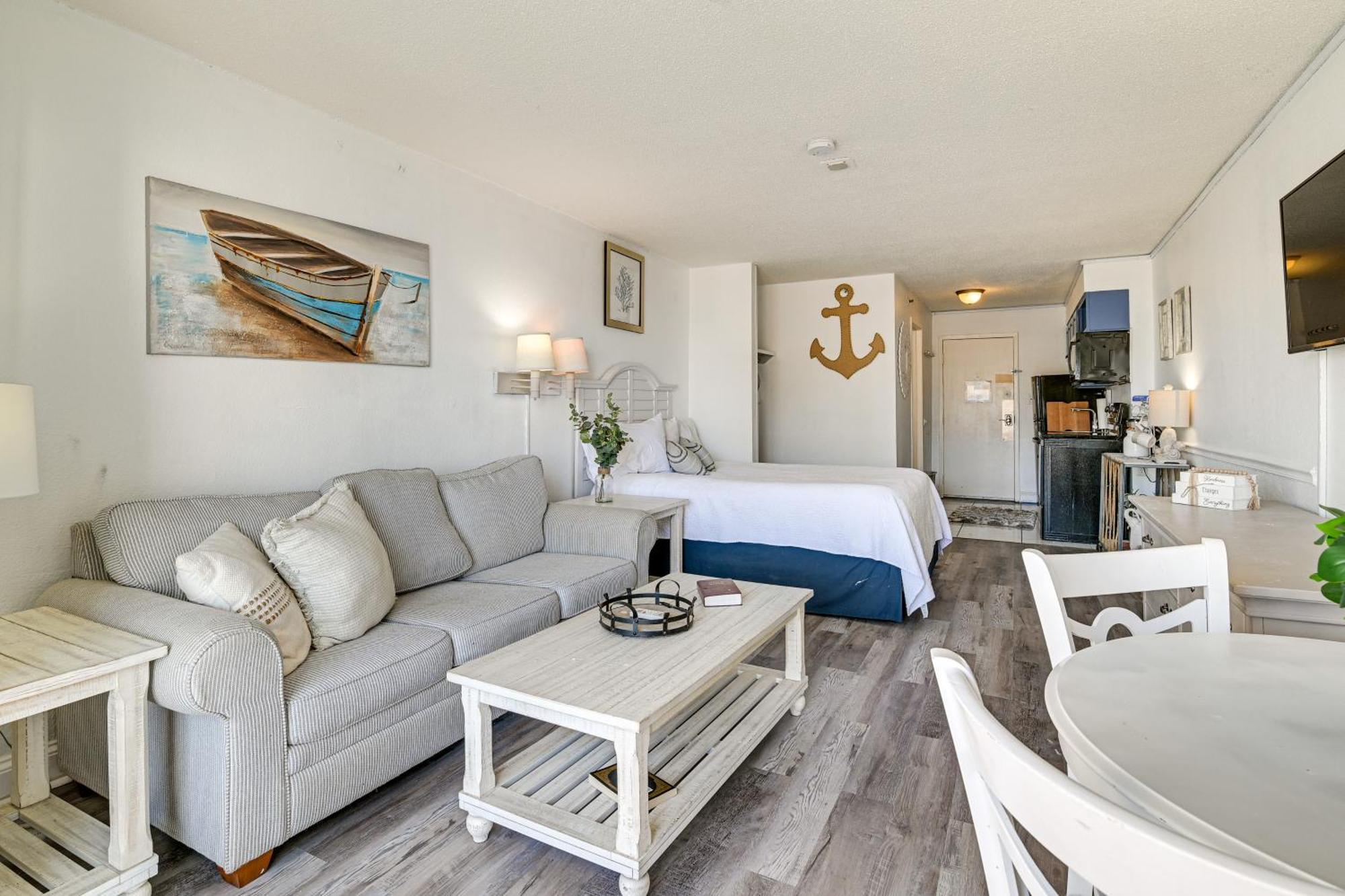 Sea Mist Oceanfront Studio Condo With Balcony! Myrtle Beach Exterior photo